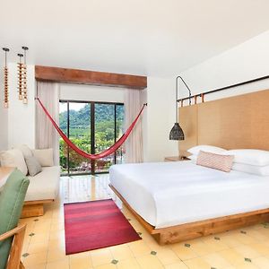 Habitación con Cama King